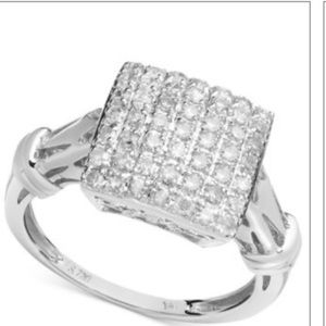 Diamond sterling silver ring